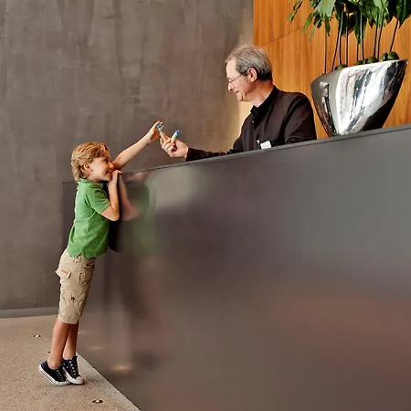 Ξενοδοχείο με διαμερίσματα Altis Prime 4*